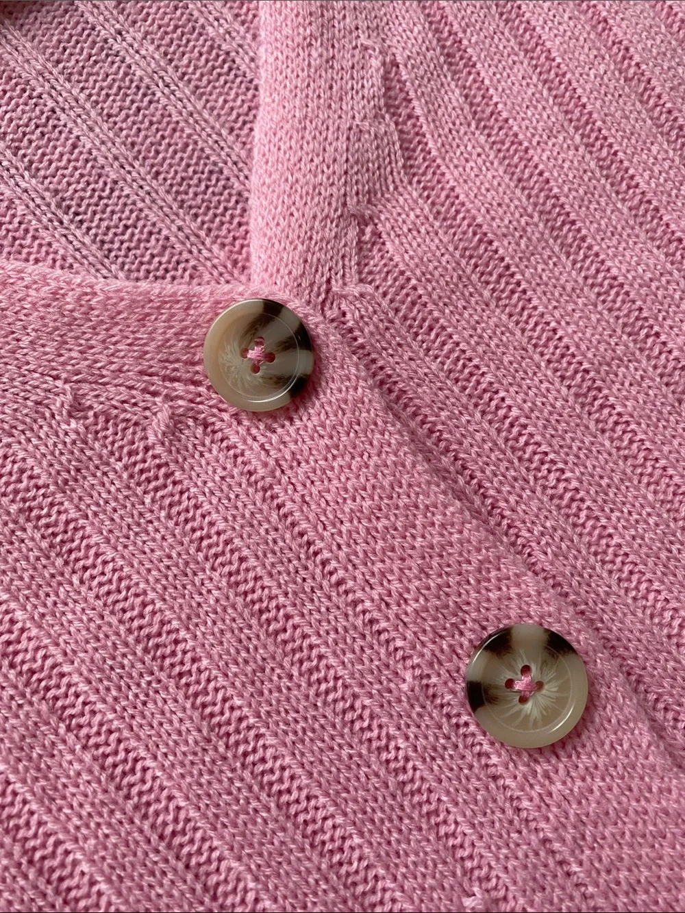 art class Pink Cropped Ribbed V-Neck Button Cardigan